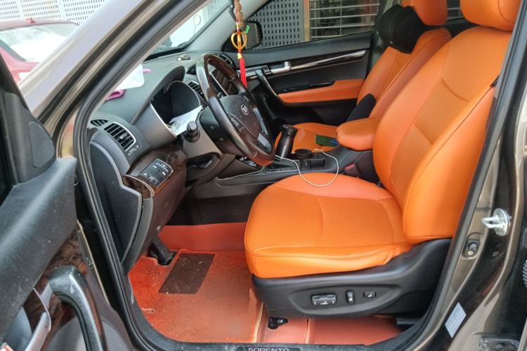 Used Kia Sorento 2013 2.4L 5-Seater Gasoline Comfort Version China IV Standard
