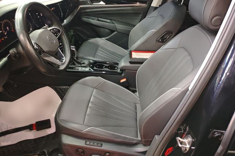 Used Volkswagen Passat 2024 330TSI Elite Edition Left Front Seat