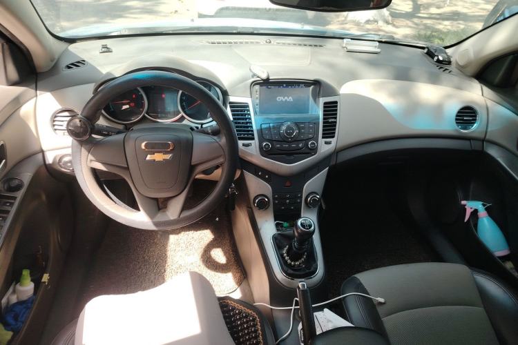 Used Chevrolet Cruze 2012 1.6L SL MT
