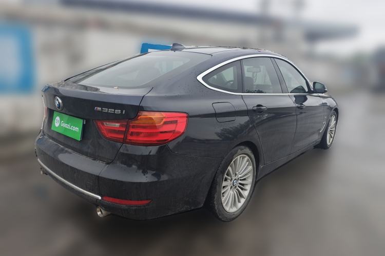 Used BMW 3 Series GT 2014 320i Design Package Model Rear Right 45 Deg