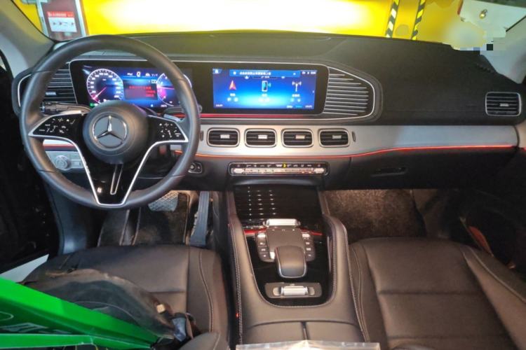 Used Mercedes-Benz GLE Coupe 2024 GLE 350 4MATIC Coupe SUV Luxury Model Center Console