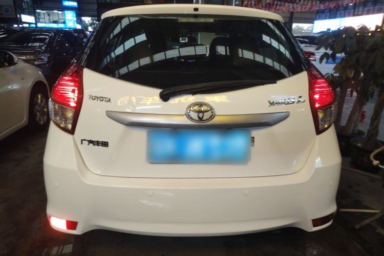 Used Toyota YARiS L Zhi Xuan 2015 1.5E Automatic Charm Edition

