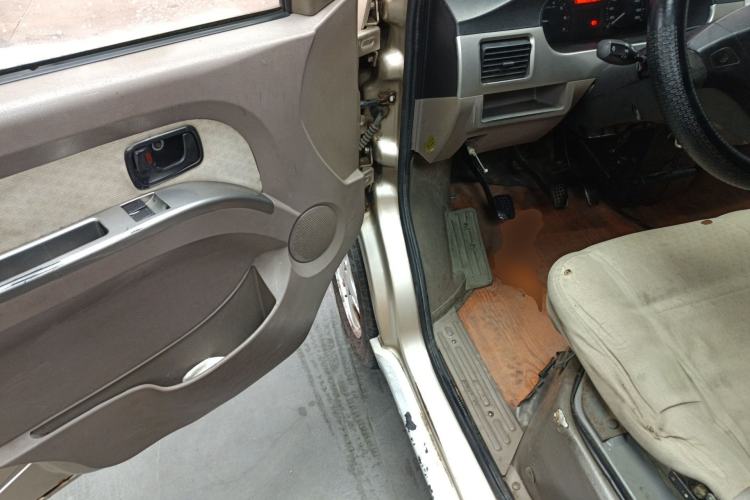 Used Wuling Rongguang 2011 1.2L Standard Version Driver Seat