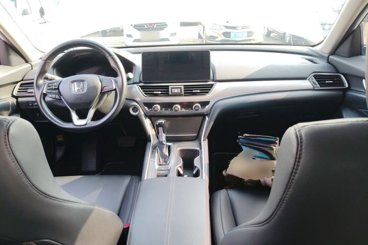 Used Honda Accord 2022 260TURBO Luxury Edition Center Console