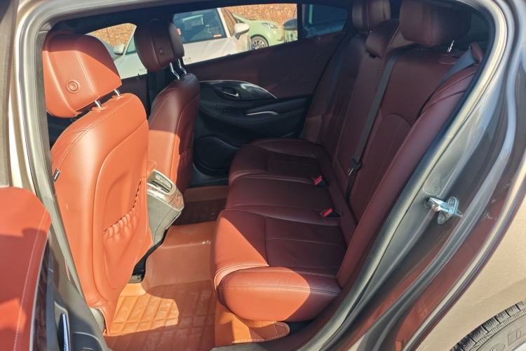 Used Buick LaCrosse 2013 2.4L SIDI Elite Comfort Version
