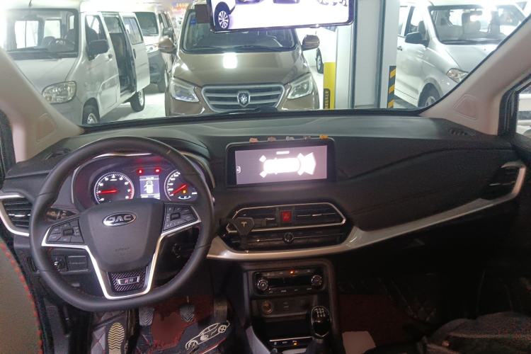 Used JAC Group Refine R3 2018 1.6L Manual Luxury Model
