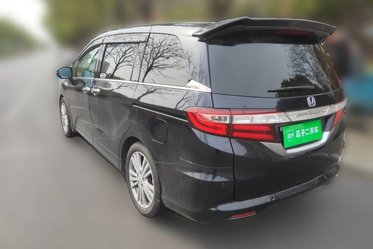Used Honda Odyssey 2015 Revised Version 2.4L Supreme Edition
