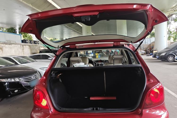 Used Peugeot 307 2013 Hatchback 1.6L Automatic Comfort Edition Trunk