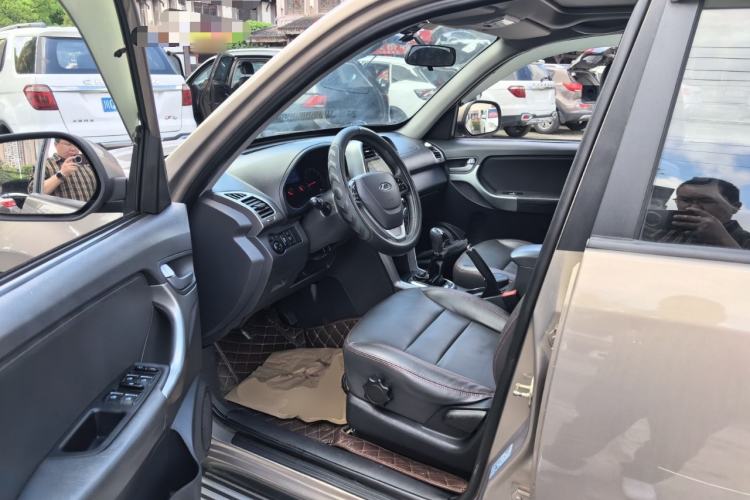 Used Chery Tiggo 3 2015 1.6L Manual Zhishang Commemorative Edition Driver Seat