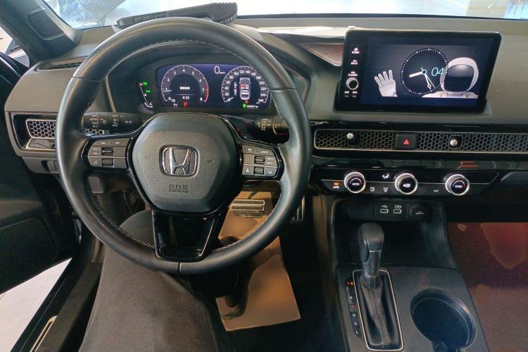 Used Honda Civic 2022 240TURBO CVT Dynamic Edition
