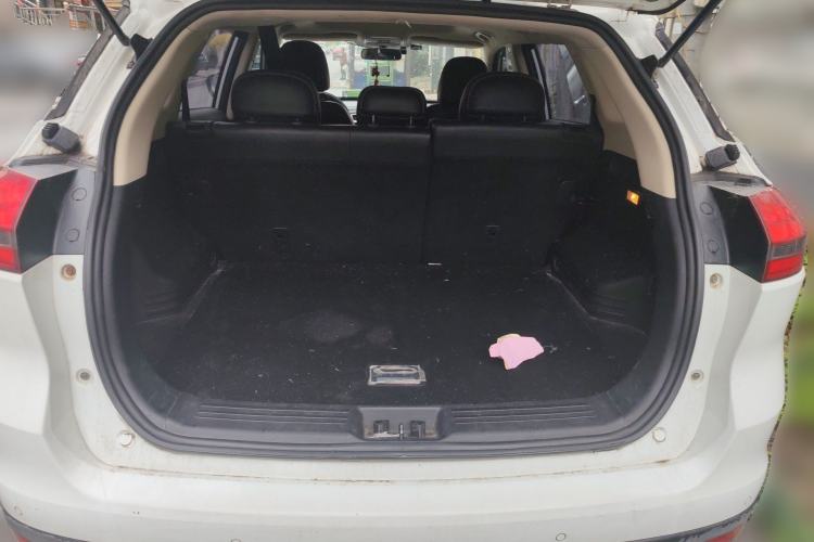 Used Geely Auto Emgrand X7 Sport 2016 2.0L Manual ZhiShang Version Trunk