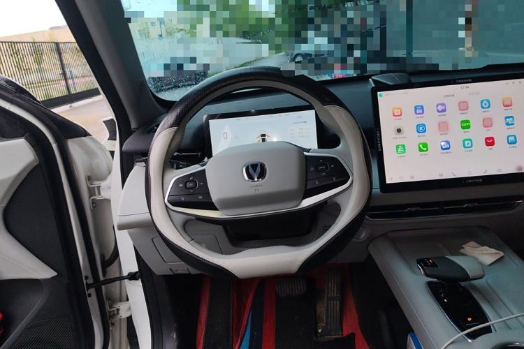 Used CHANGAN UNI-Z New Energy 2024 Blue Whale Smart Electric iDD 125km Beyond Edition
