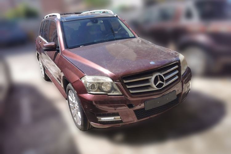 Used Mercedes-Benz GLK-Class 2008 GLK 300 4MATIC Luxury Model Front Right 45 Deg