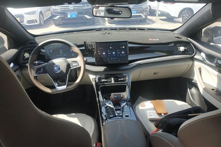 Used BYD Qin PLUS 2023 Champion Edition DM-i 55KM Leading Model
