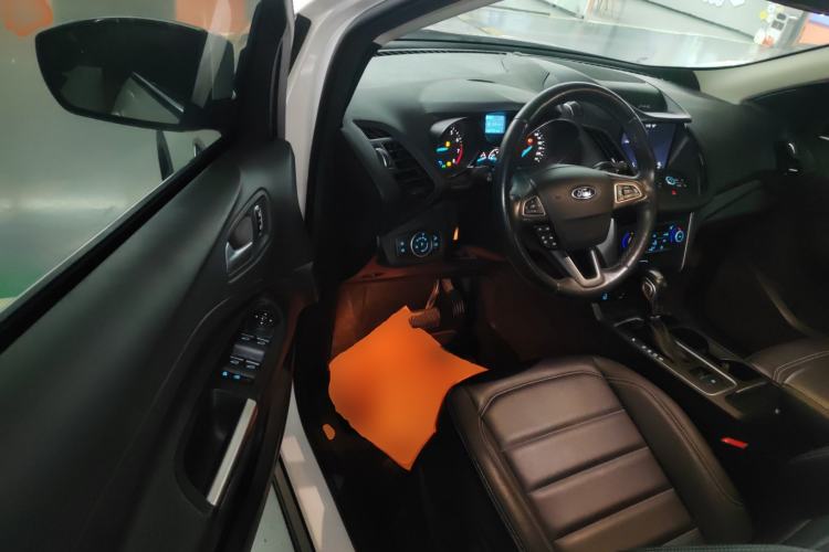 Used Ford Kuga 2019 EcoBoost 180 Two-Wheel-Drive Platinum Edition China VI Standard