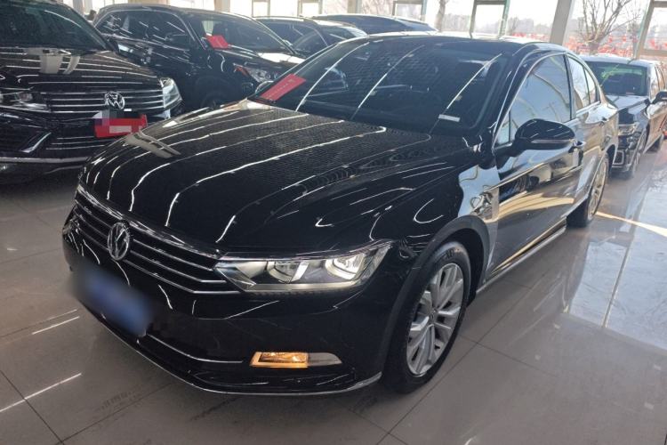 Used Volkswagen Magotan 2018 Facelift 330TSI DSG Luxury Model