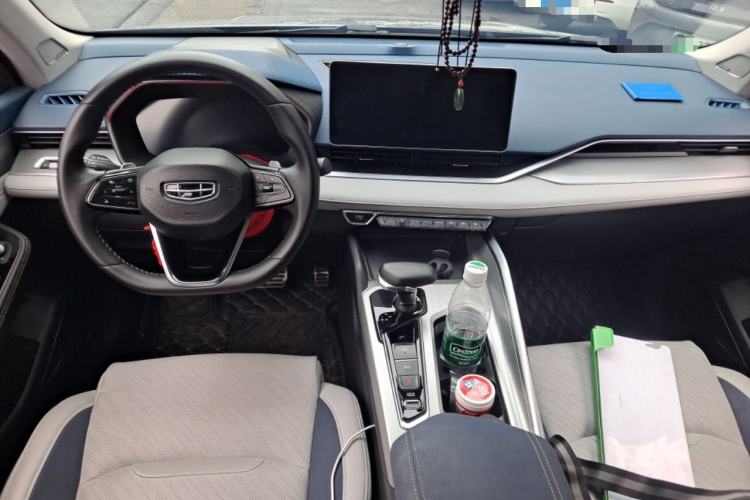 Used Geely Auto Preface 2021 Revised Version 2.0TD Luxury Edition Center Console