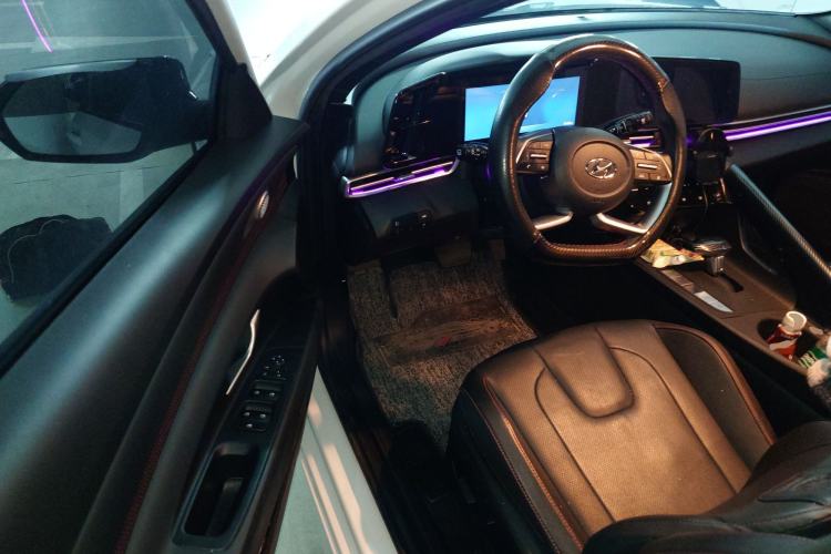 Used Hyundai Elantra 2022 1.5L CVT 20th Anniversary Edition