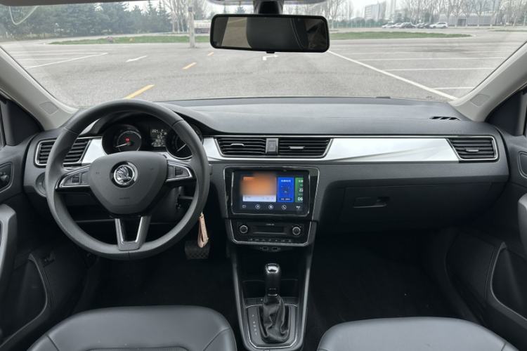 Used Skoda Rapid 2022 1.5L Automatic Comfort Edition
