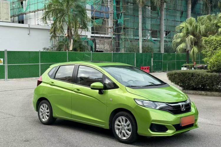 Used Honda Fit 2018 1.5L CVT Comfort Sunroof Version Exterior 6