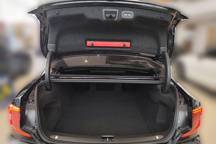 Used Volvo S90 2024 B5 Luxury Smart Edition