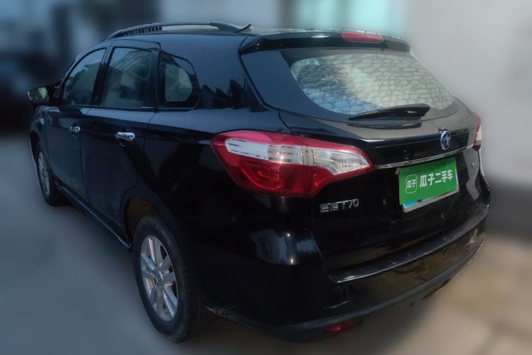 Used Venucia T70 2015 2.0L Manual RuiQu Version