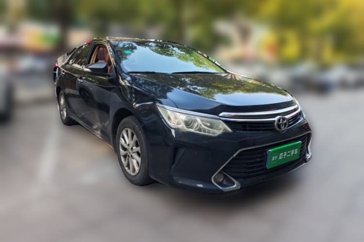 Used Toyota Camry 2016 2.0G 10th Anniversary Leading Edition
