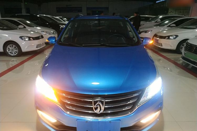 Used Baojun 310 2016 1.2L Manual Luxury Model
