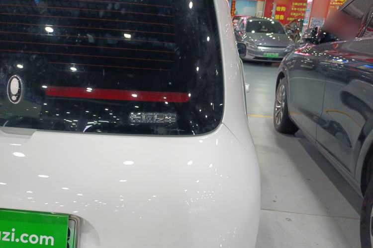 Used ORA White Cat 2022 Upgraded Model 305km Range Luxury Version Lithium-Ion Battery
