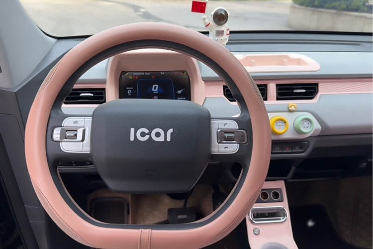 Used Chery New Energy QQ Ice Cream 2022 120km Conical Shape Lithium Iron Phosphate