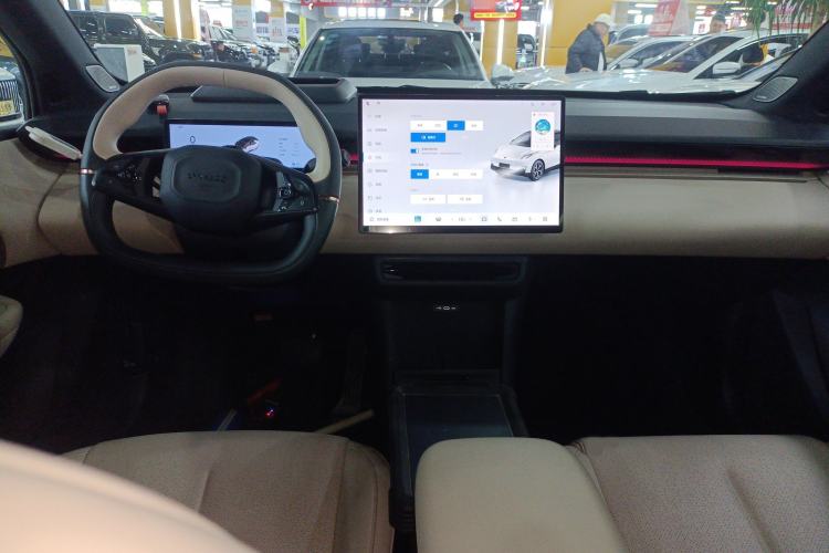 Used Lynk & Co Z20 2025 530 km Range Rear-Wheel Drive Max
