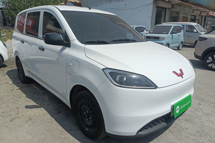 Used Wuling Hongguang New Energy 2024 All-Electric Model 300KM Practical Version Exterior 1