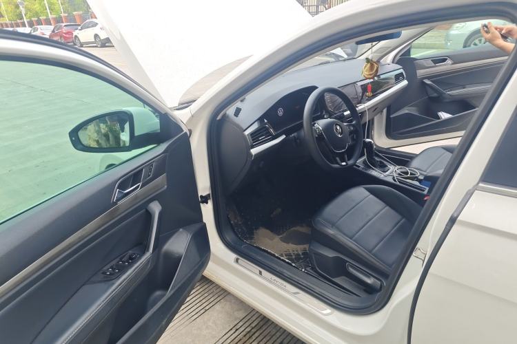 Used Volkswagen Lavida 2021 1.5L Automatic Comfort Edition Driver Seat