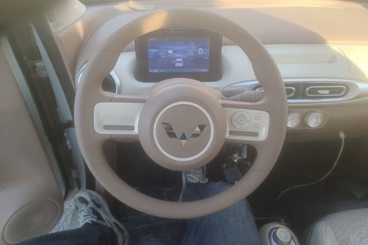 Used Wuling Hongguang MINIEV 2025 Four-Door Version Advanced Edition
