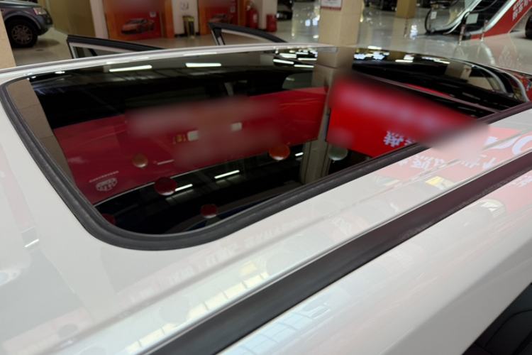 Used Toyota RAV4 2026 Model Dual-Engine 2.0L Two-Wheel Drive Luxury Edition
