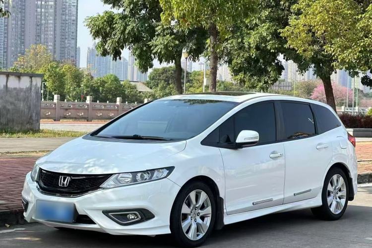 Used Honda Jade 2014 1.8L Automatic Comfort Elite Version 5 Seats
