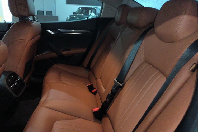 Used Maserati Ghibli 2021 2.0T Sharp Edition
