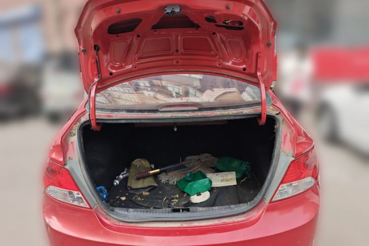 Used Hyundai Verna (older generation) 2010 Sedan 1.4L Automatic Comfort Model GS
