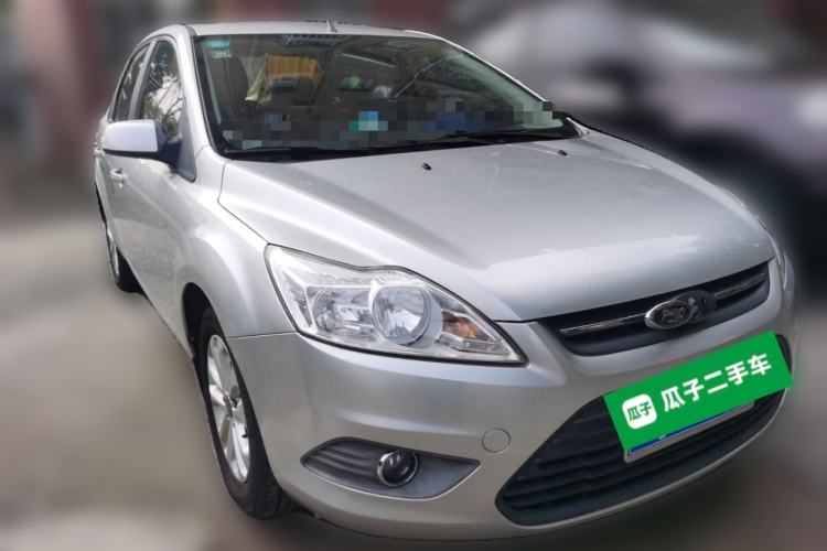 Used Ford Focus 2013 Sedan Classic 1.8L Manual Base Model