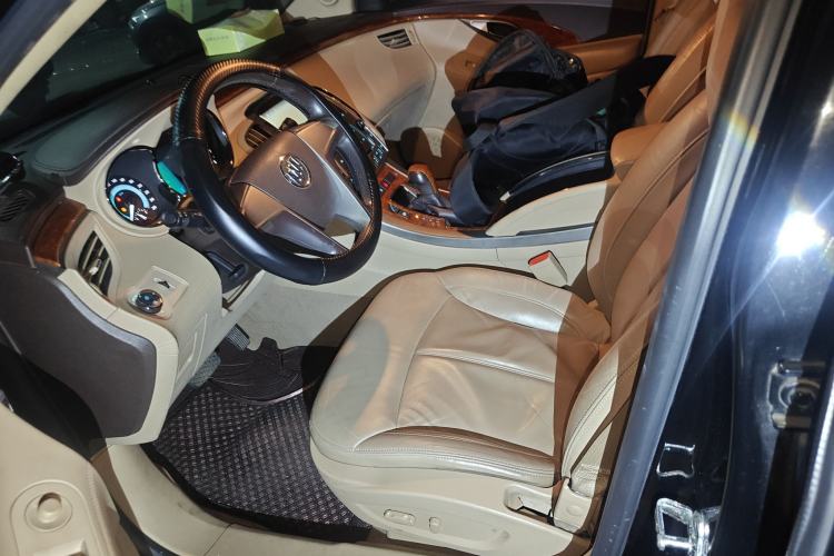 Used Buick LaCrosse 2012 2.4L SIDI Elegant Edition Left Front Seat