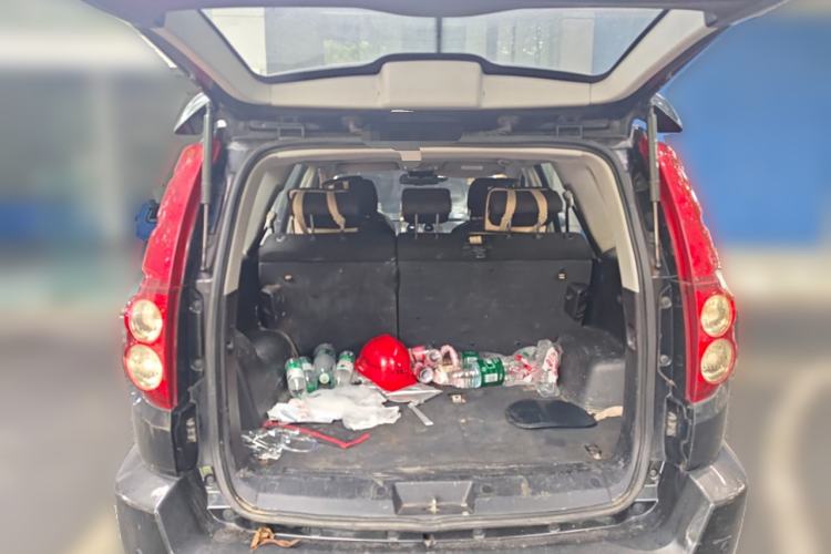 Used Haval H5 Classic 2012 ZhiZun Edition Green Silence 2.0T Automatic Two-Wheel Drive Comfortable Model