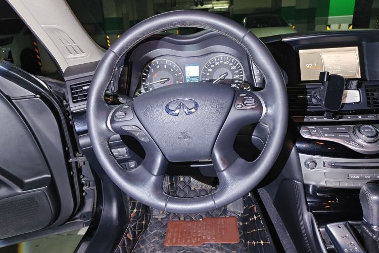 Used Infiniti Q70 2015 Q70L 2.5L Elite Edition
