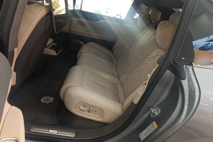 Used Nio ET7 2024 100kWh Executive Signature Edition Left Rear Seat