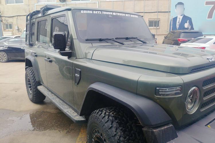 Used 212 T01 2024 2.0T Explorer