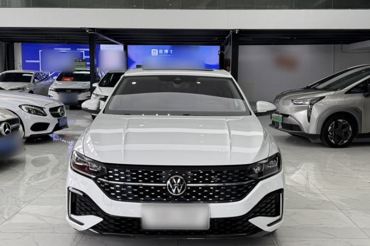 Used Volkswagen Lavida 2024 1.5L Automatic Starry Sky 5 Million Edition Exterior 10