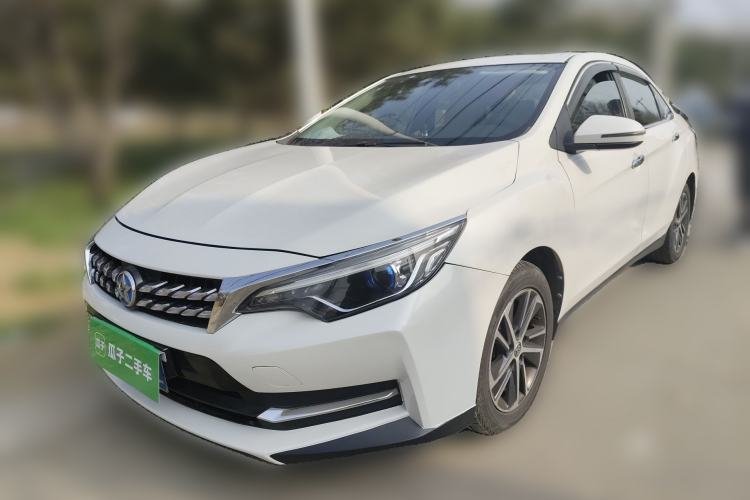 Used Venucia D60 2018 1.6L CVT Smart Connect Elite Edition