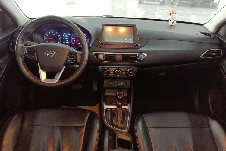 Used Hyundai Celesta 2017 1.6L Automatic Enjoyment Version GLS