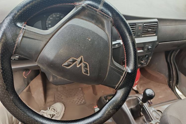 Used Wuling Rongguang 2017 1.5L Extended Basic Version Steering Wheel