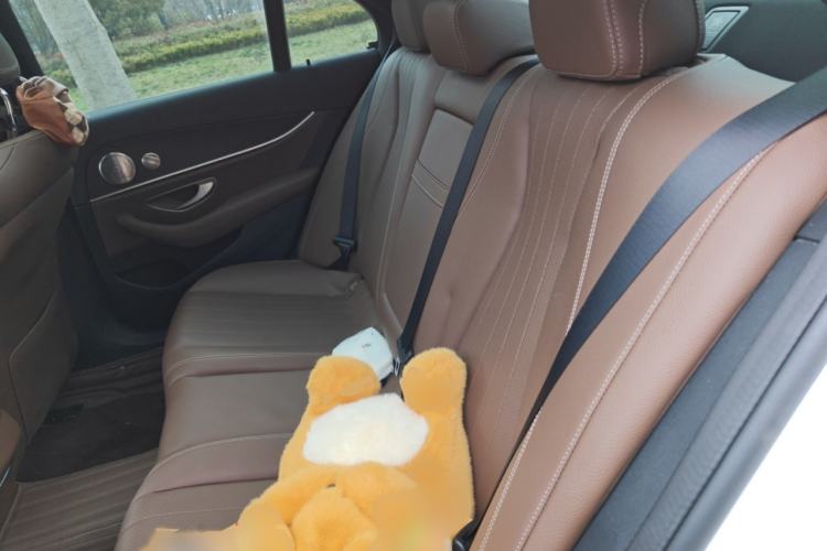 Used Mercedes-Benz E-Class 2023 E 300 Stylish Sports Edition Interior 4