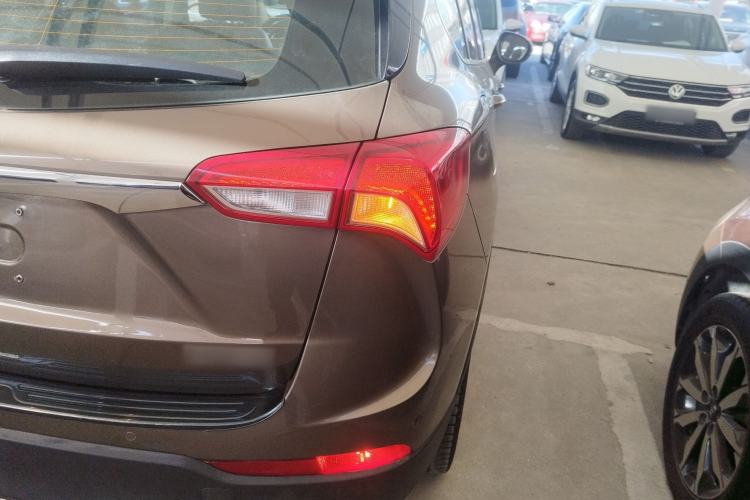 Used Buick Envision 2018 28T Four-Wheel Drive Elite Version